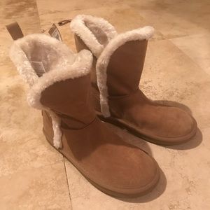 NWT American Eagle Boots